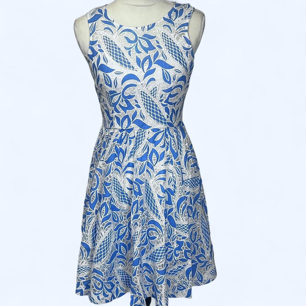 Tracy Reese Women's size 4 Blue/ White Aline‎ dress EUC